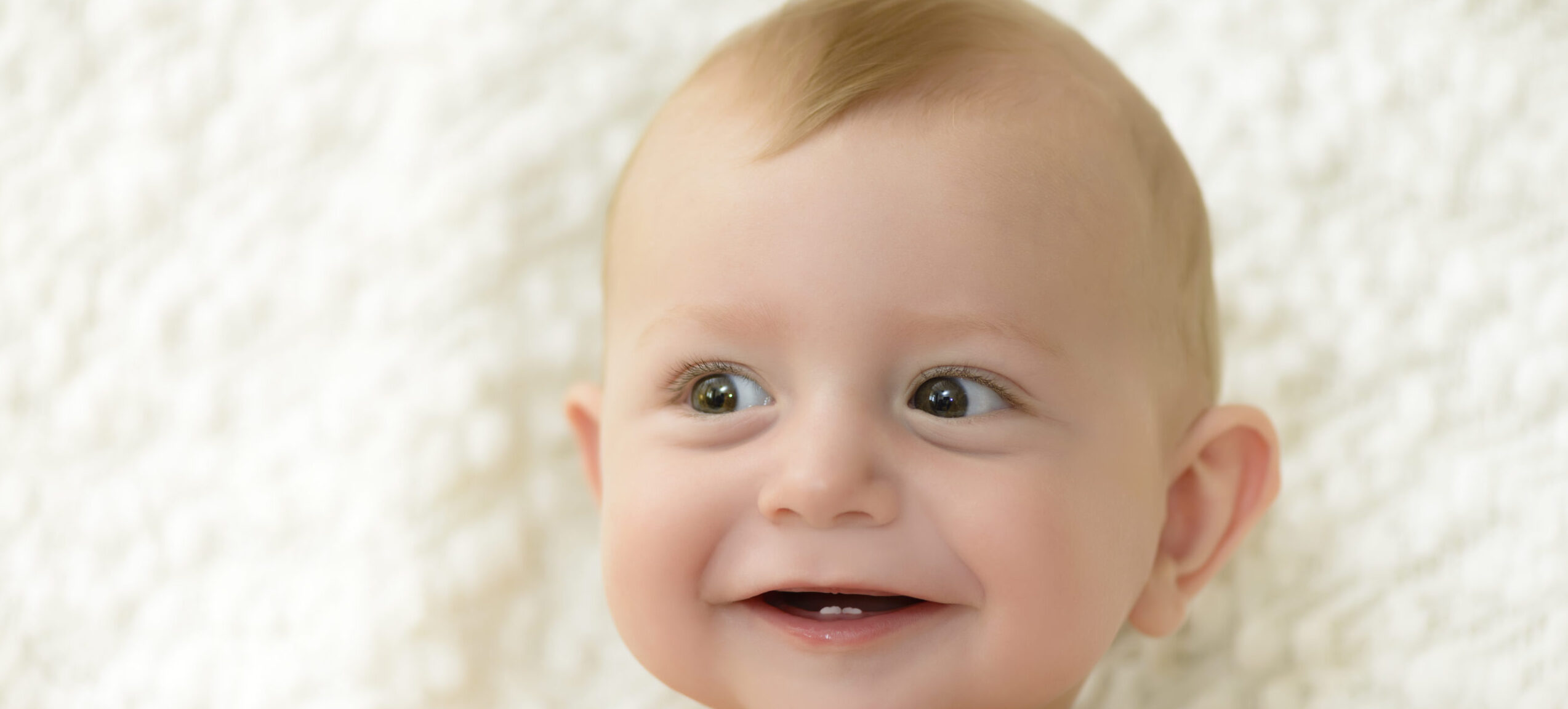 eerste-tandjes-baby-3-maanden
