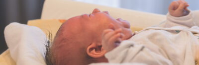 Baby huilt ineens tijdens slaap